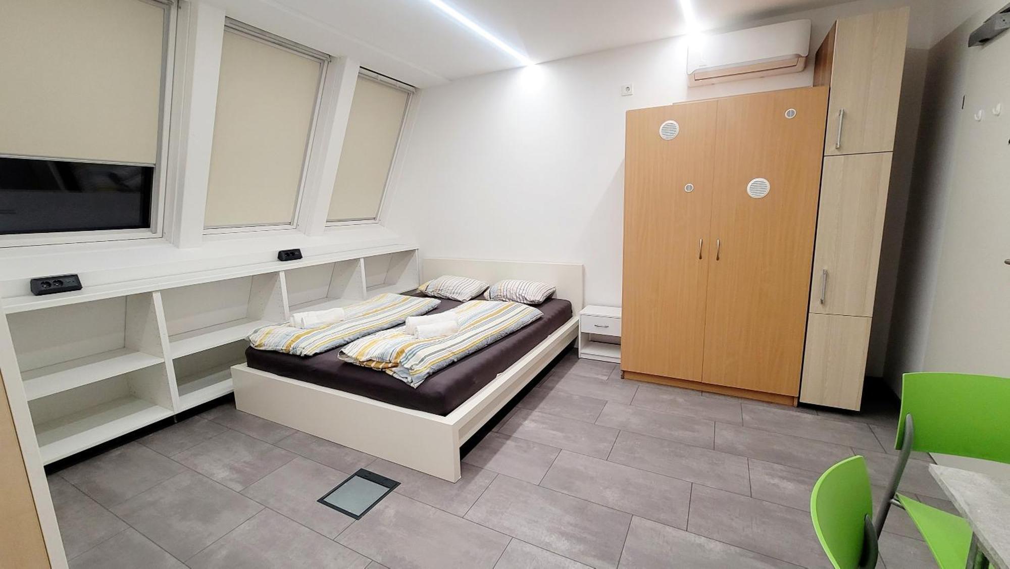 Tota Studio Виена Екстериор снимка