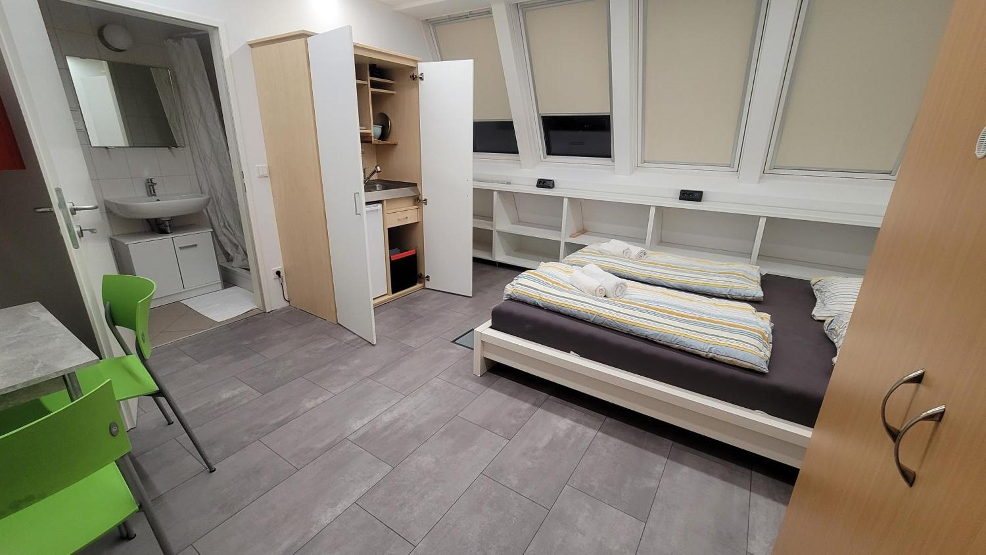 Tota Studio Виена Екстериор снимка
